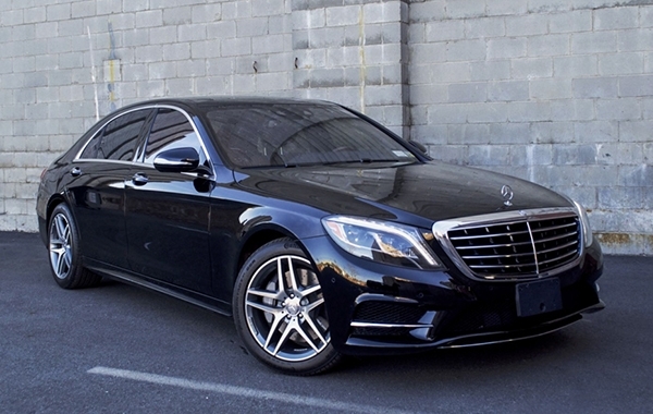 Mercedes Benz S550 AMG Package : Signature Car Collection